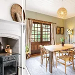 Foxglove Villa - Beautiful Views - Daylesford