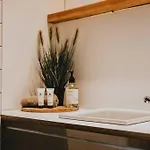 Zulu Land Afrika - An Authentic Studio For 2