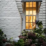 Marigold Cottage Charming 1870S Central Daylesford Cottage