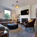 Wayward Cottage