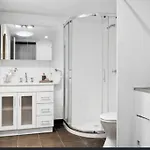 Gwen\'S Cottage On King
