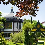 Montacute Pavilion And Gardens