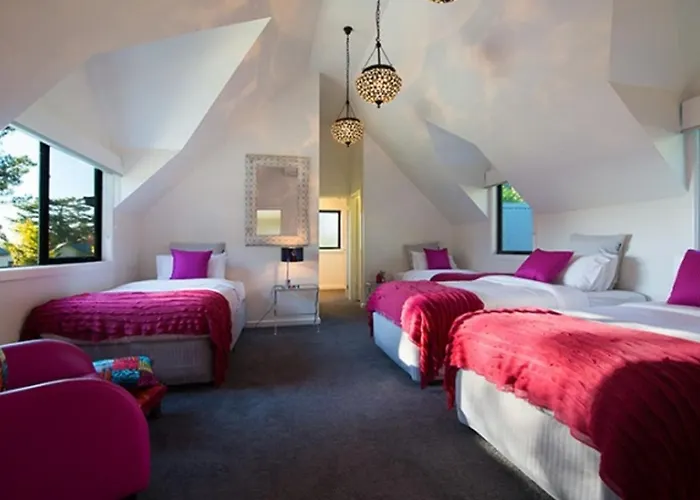 Artemis Retreat