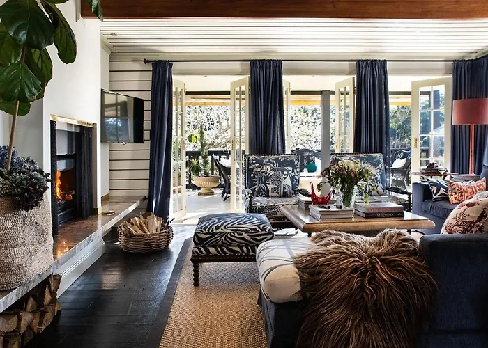 Wentworth House Lavishly Appointed In The Heart Of Daylesford