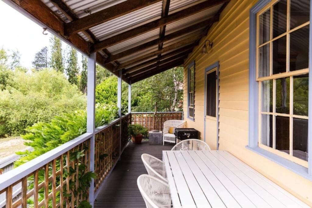 Splinters - Lakeside Retreat * Daylesford