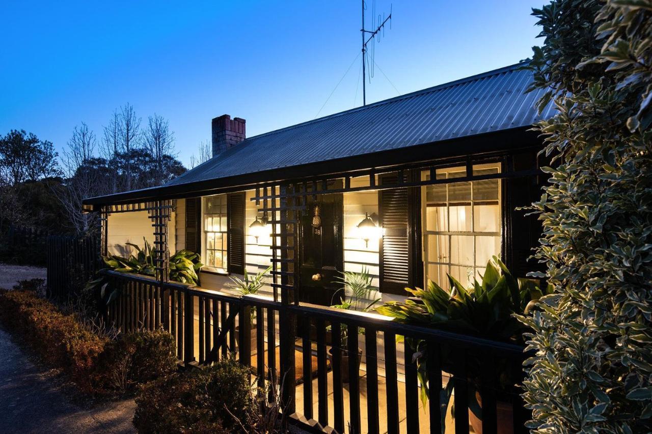 Wentworth House Lavishly Appointed In The Heart Of Daylesford
