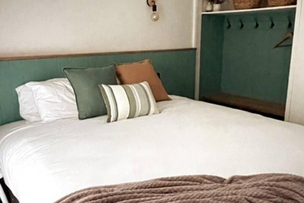 The Grantchester Retreat *