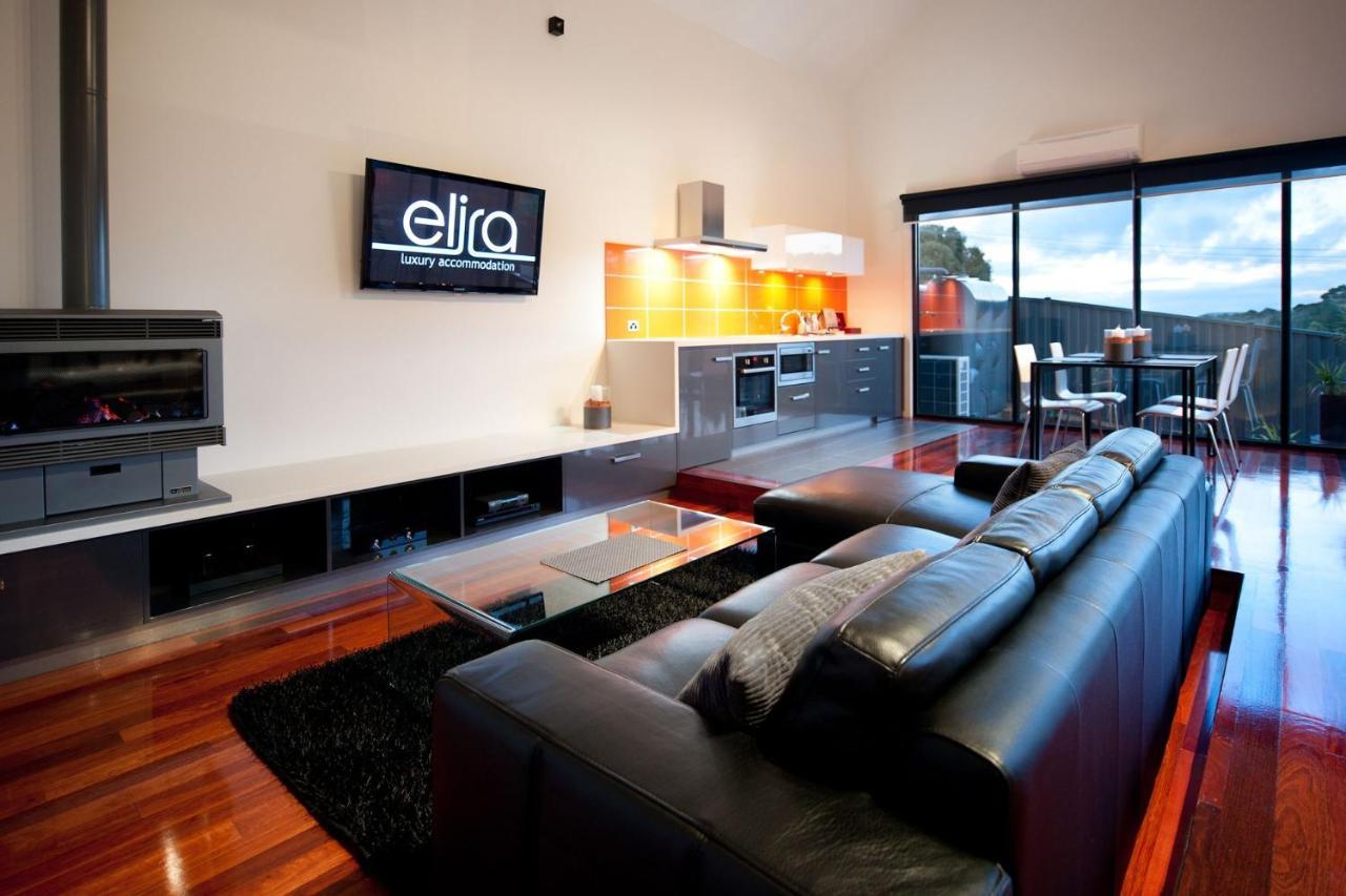 Elira 2 * Daylesford