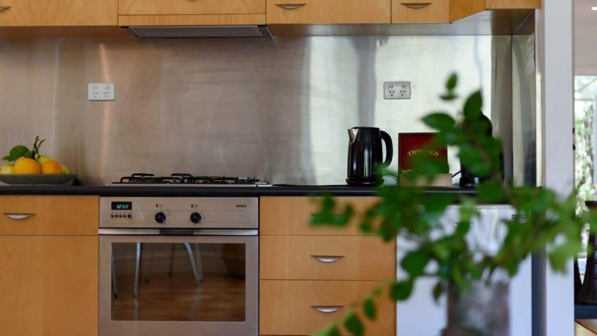 Lakeside 2 - View & Bath Apartment *