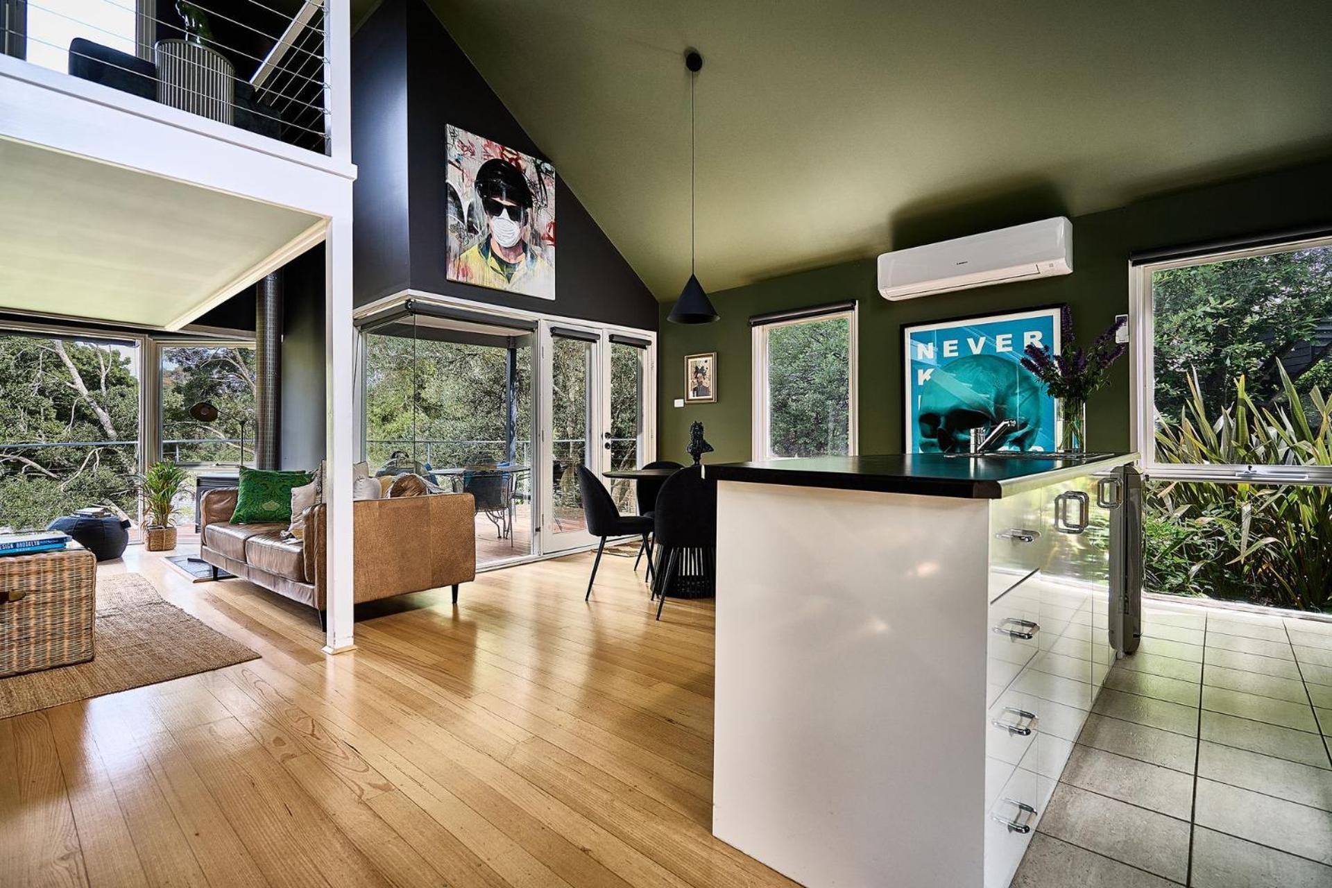 Boatshed By Istana - Green Door Holiday home Daylesford
