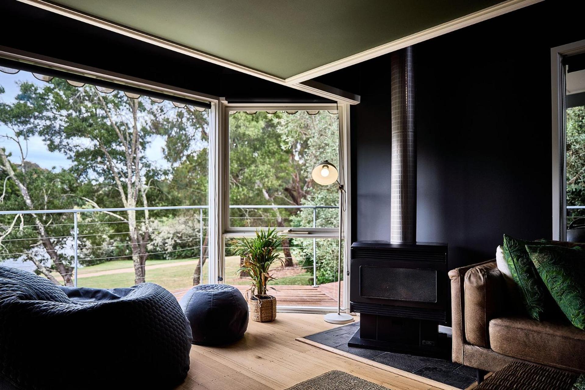 Holiday home Boatshed By Istana - Green Door