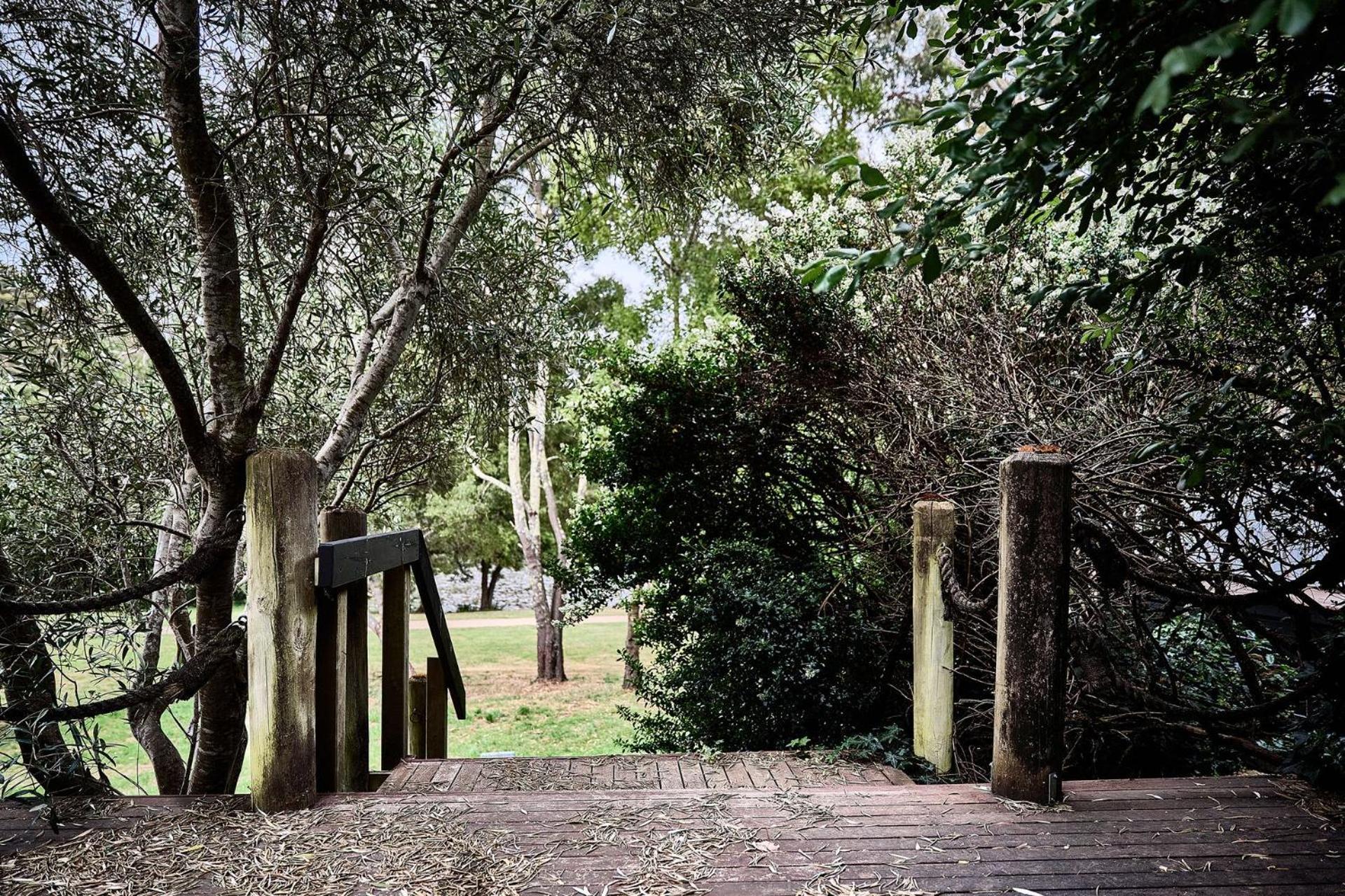 Boatshed By Istana - Green Door *