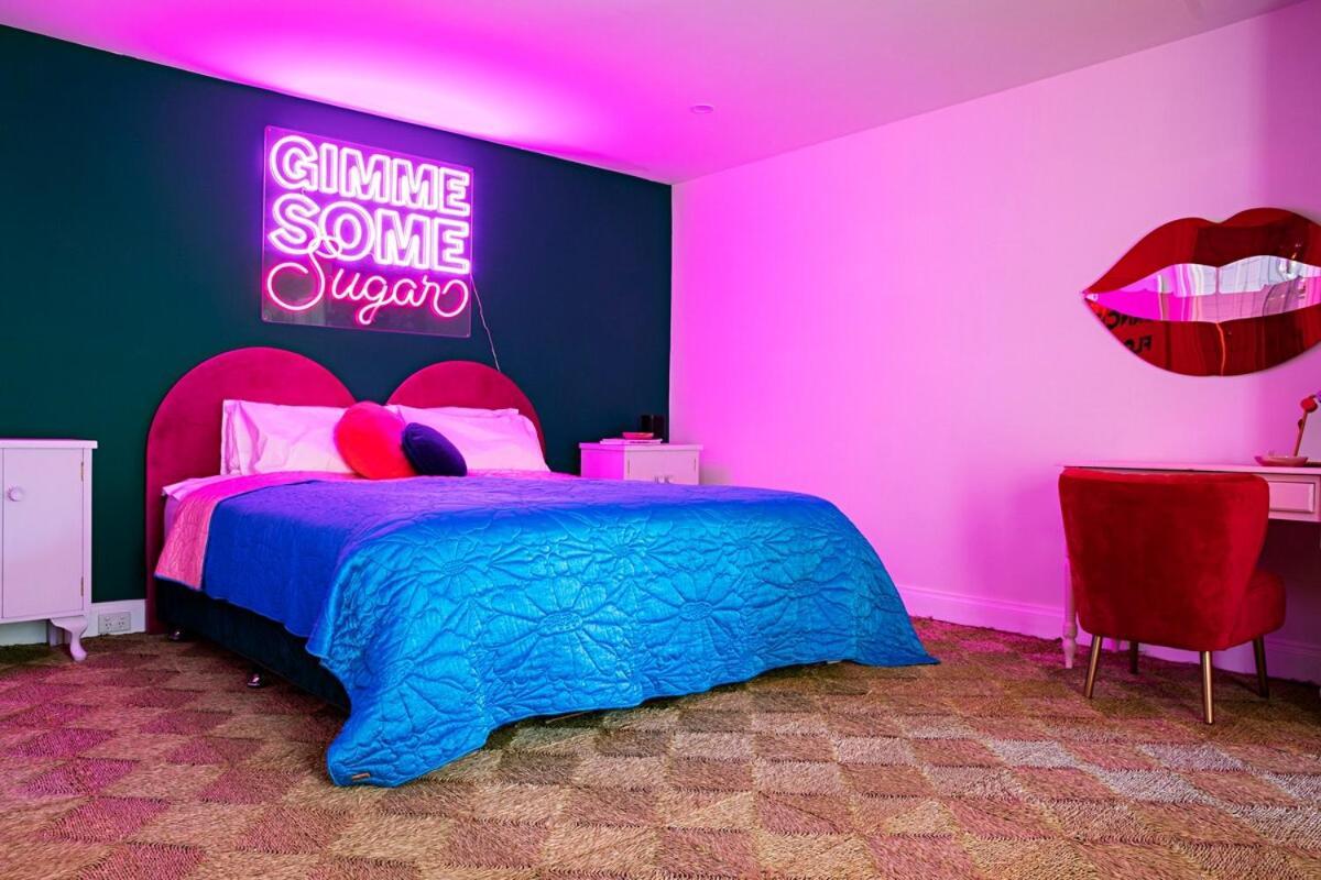 Holiday home Sweet Retreat - Central, Immersive, Pet Friendly, Renovated, Cute! *