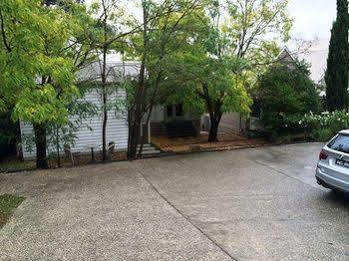 Lakeside Studio Apartment Daylesford