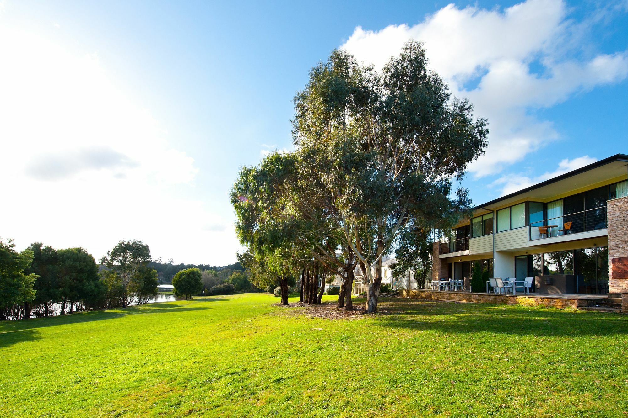 7 Daylesford