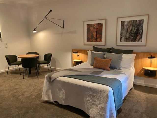 The Royal 3* Daylesford